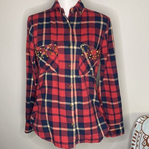 Cotton On Tops - Cotton On Metal Spike Red Flannel Punk Shirt Womens Size Small snaps